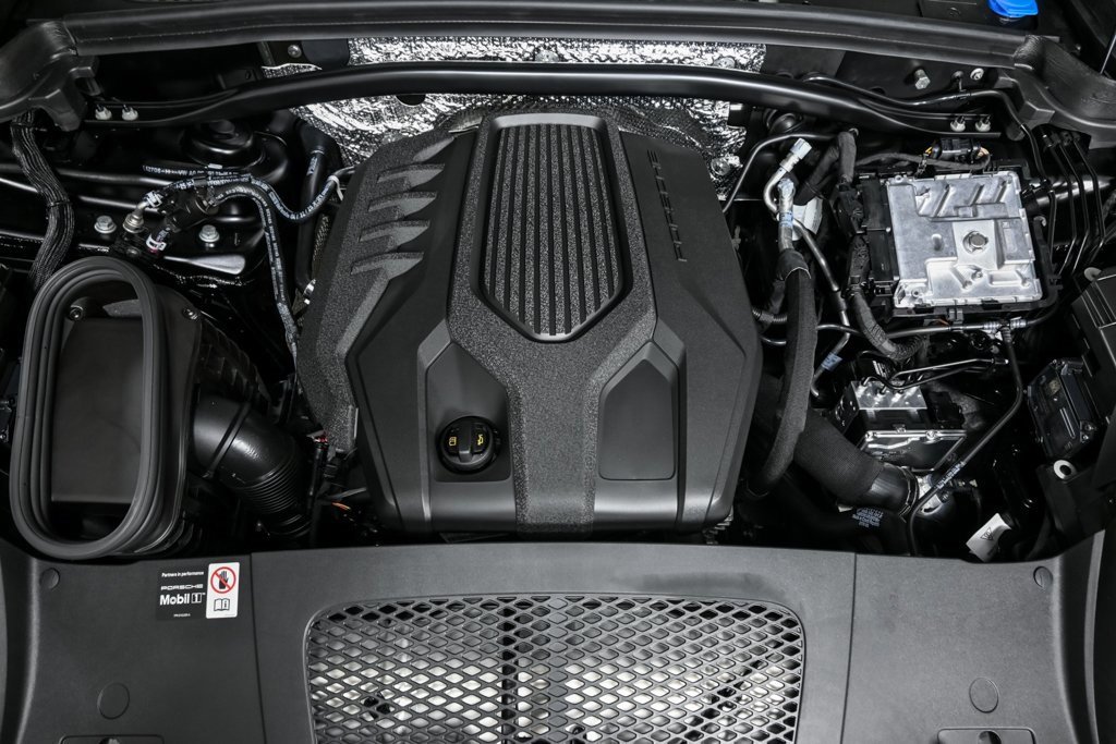 New 2026 Porsche Macan image 35