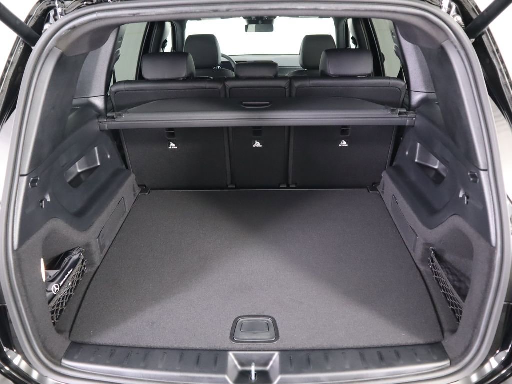 Certified 2025 Mercedes-Benz GLB 250 image 29