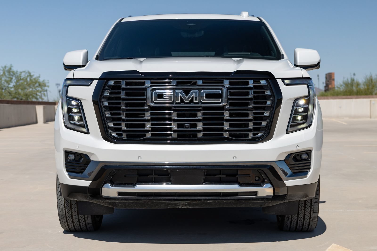 Used 2025 GMC Yukon Denali Ultimate AWD/4WD image 7