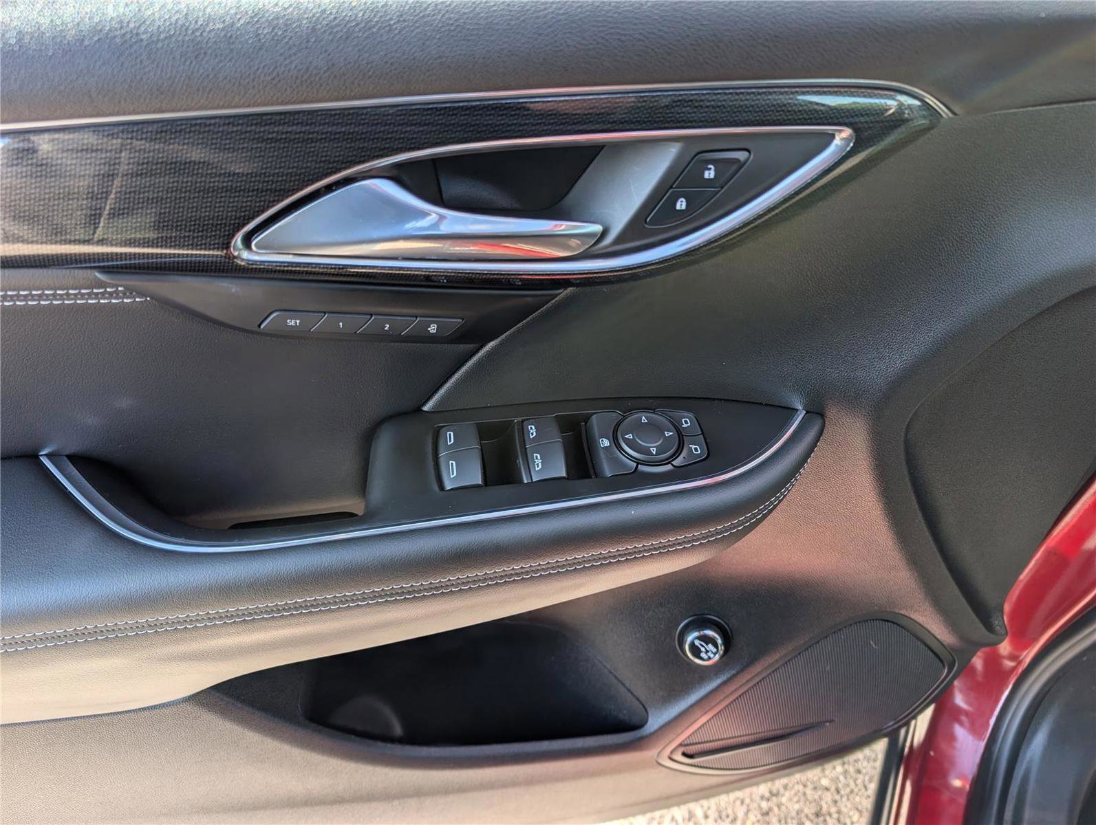 Used 2023 Buick Envision Essence image 19