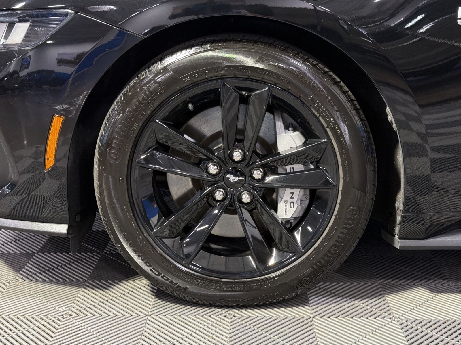 Used 2025 Ford Mustang GT RWD image 15