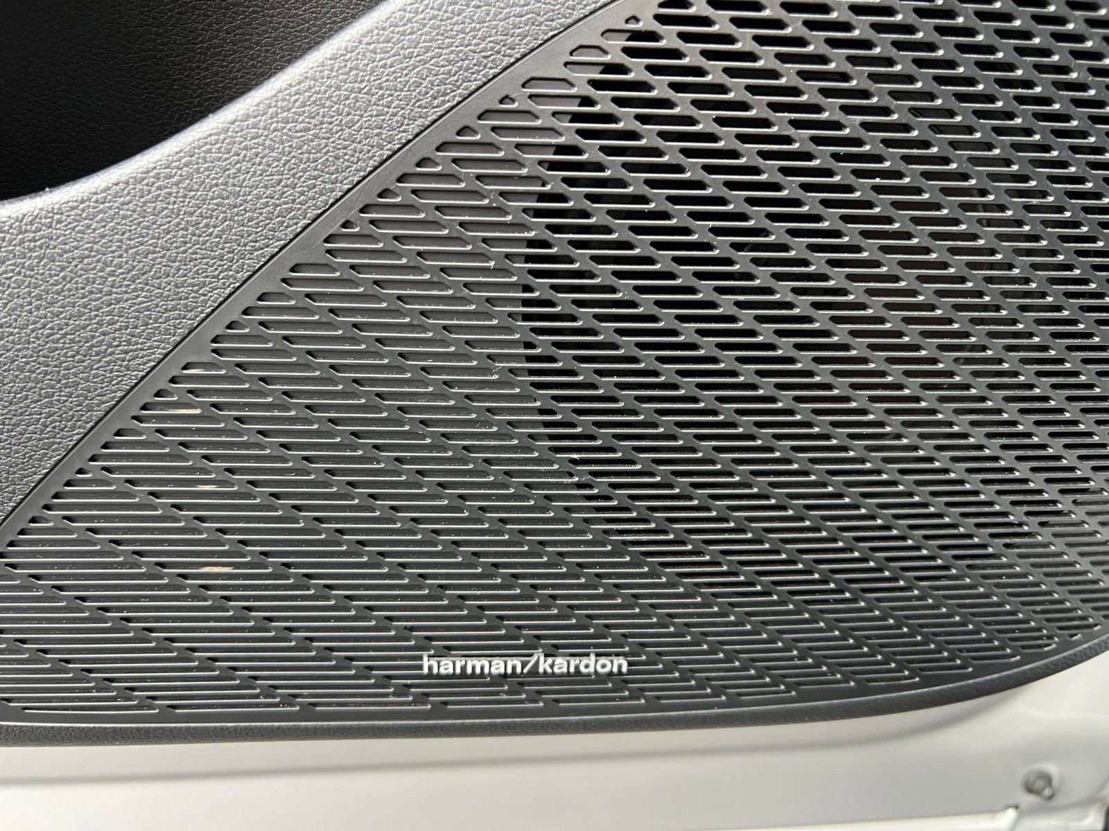 Used 2022 Hyundai Palisade Limited w/ Cargo Package image 45