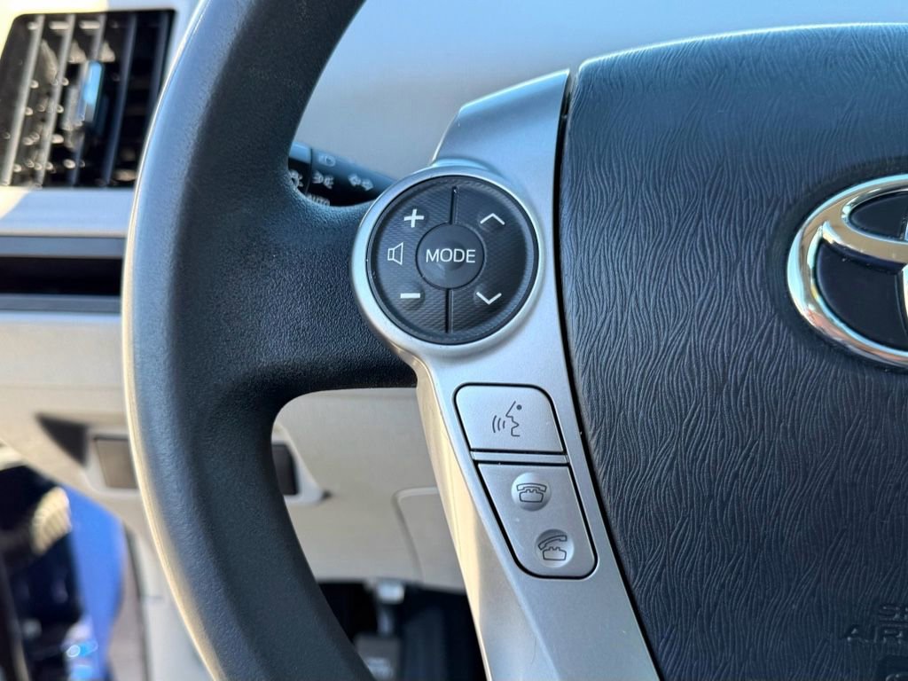 Used 2017 Toyota Prius V Three image 20