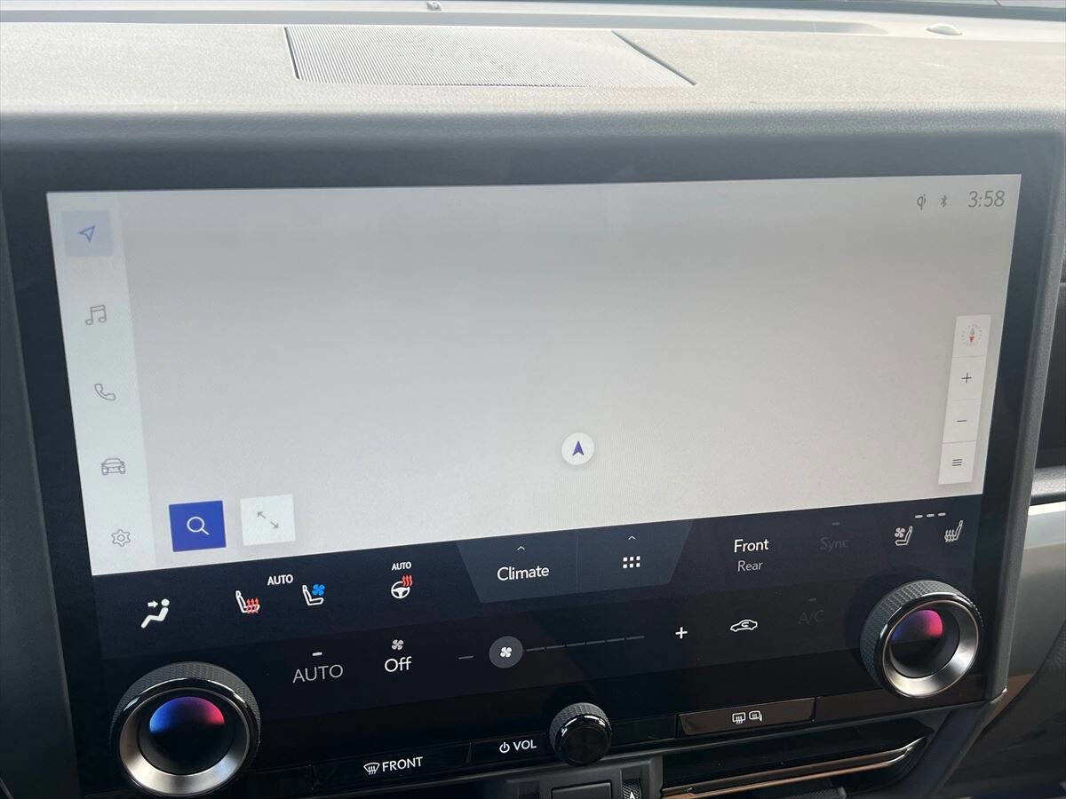 Used 2025 Lexus GX 550 Luxury+ AWD 4dr SUV image 13