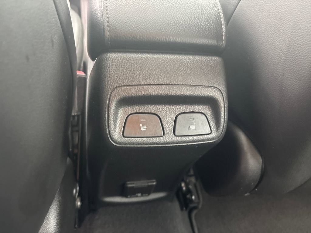 Used 2016 Chevrolet Cruze Premier image 33