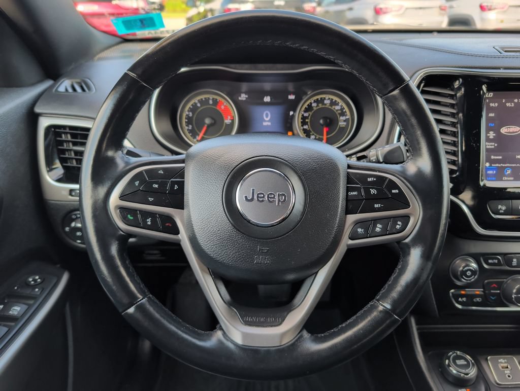 Used 2021 Jeep Cherokee High Altitude AWD/4WD image 19