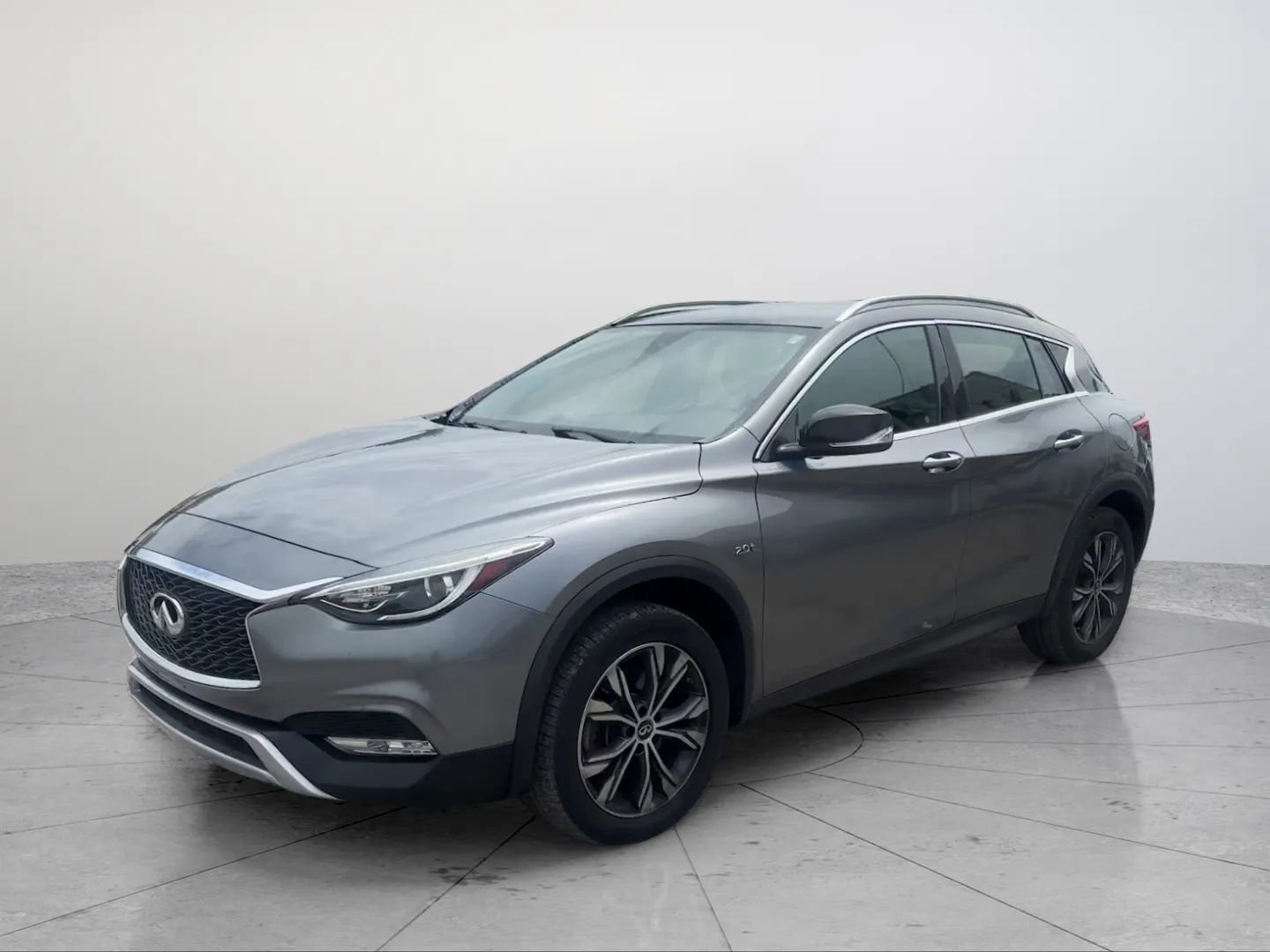Used 2018 INFINITI QX30 Premium w/ Cargo Package AWD/4WD image 1