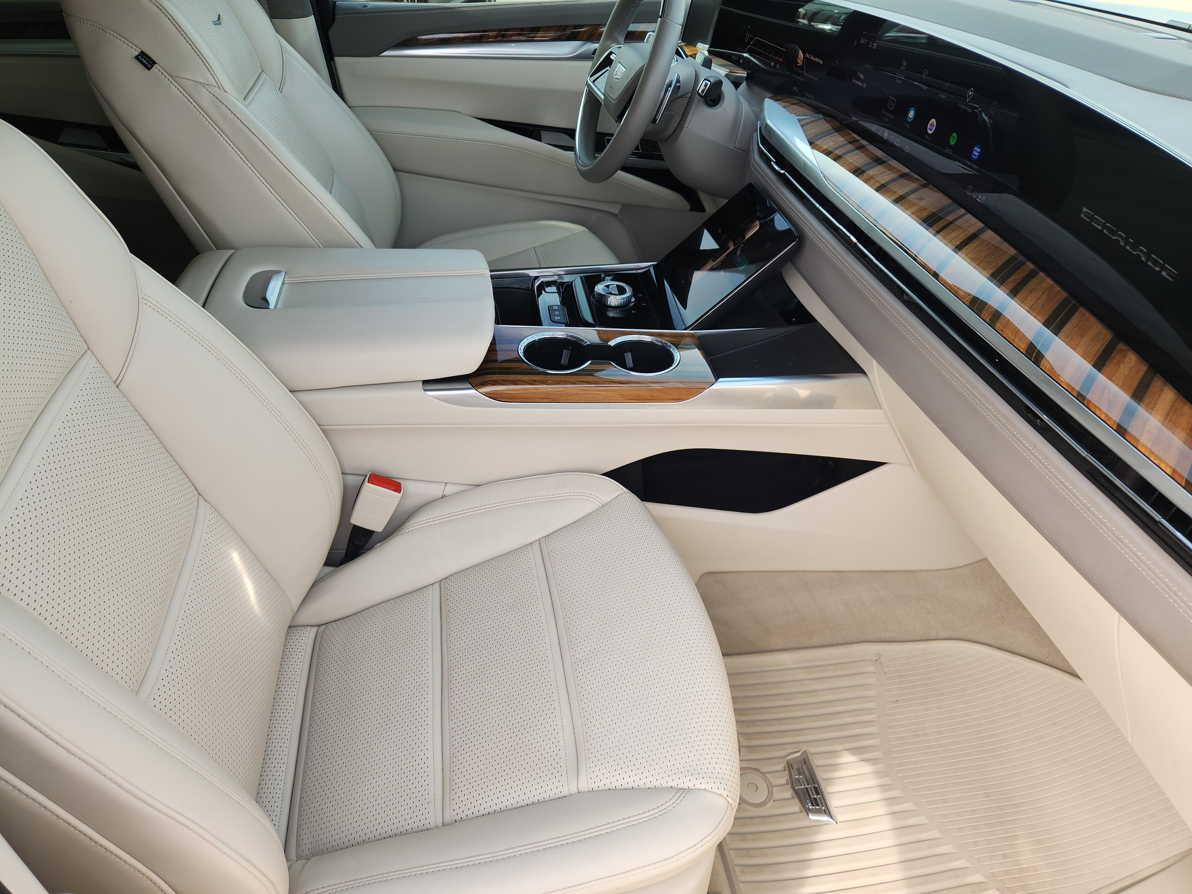 Used 2025 Cadillac Escalade ESV Sport Platinum image 17