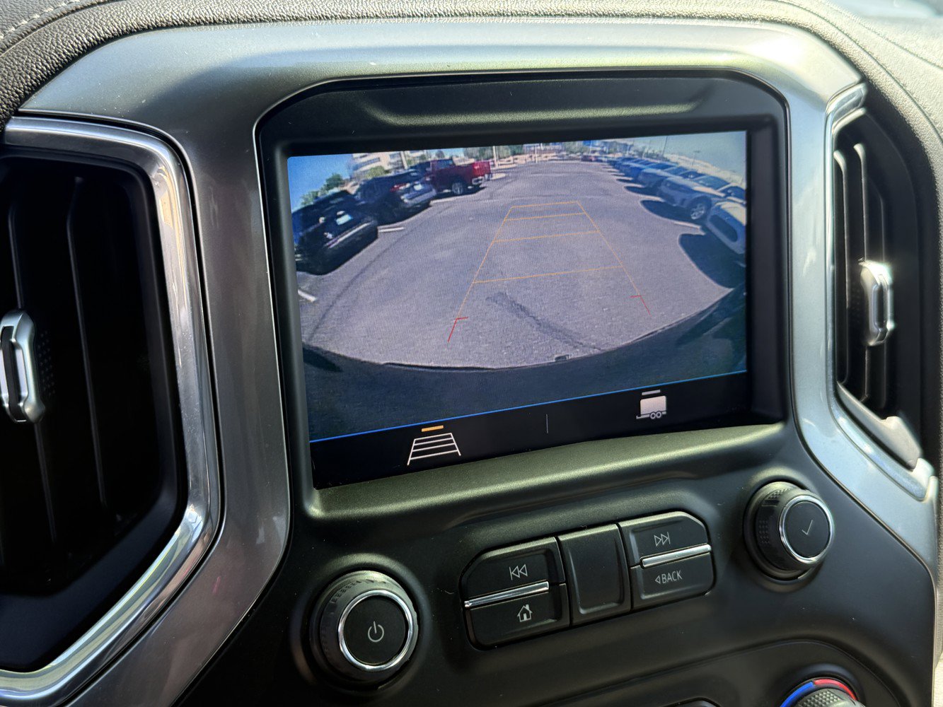 Used 2021 Chevrolet Silverado 1500 LT Trail Boss AWD/4WD image 13