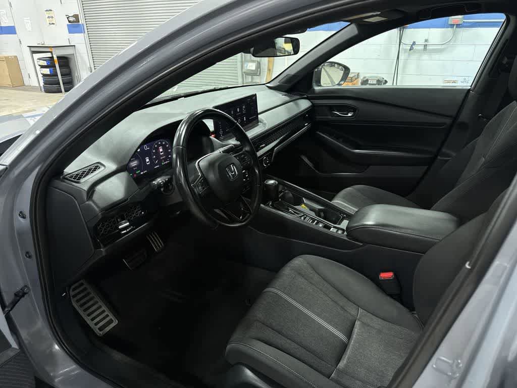 Used 2023 Honda Accord Sport image 28