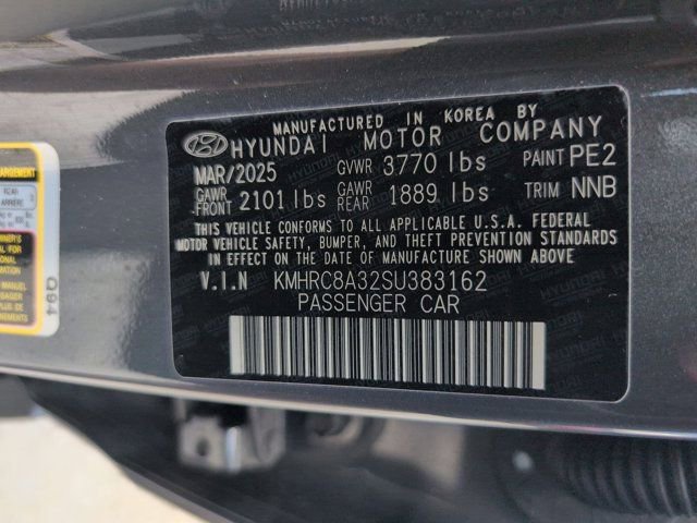 Used 2025 Hyundai Venue SEL FWD image 35