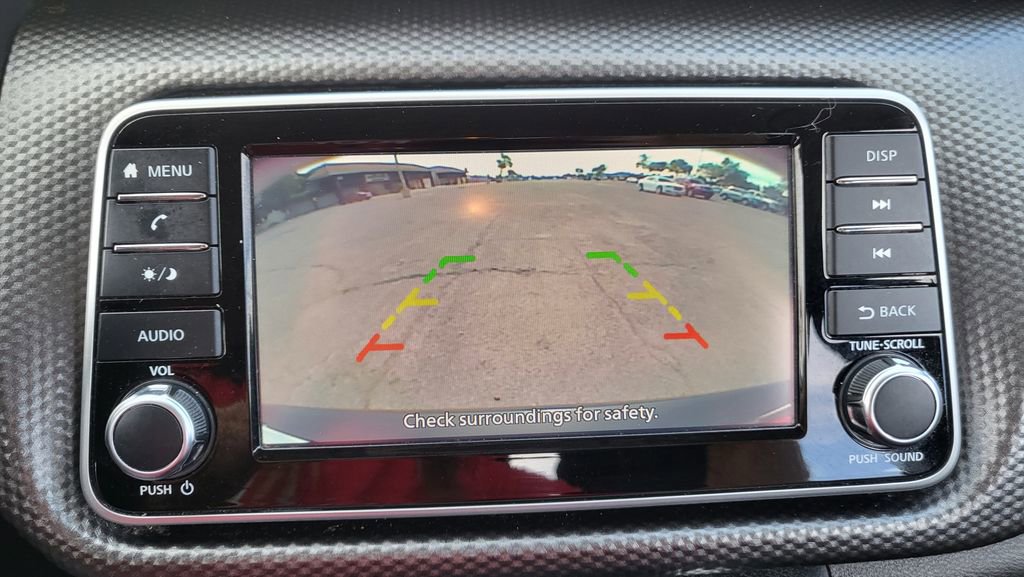 Used 2019 Nissan Kicks S image 32