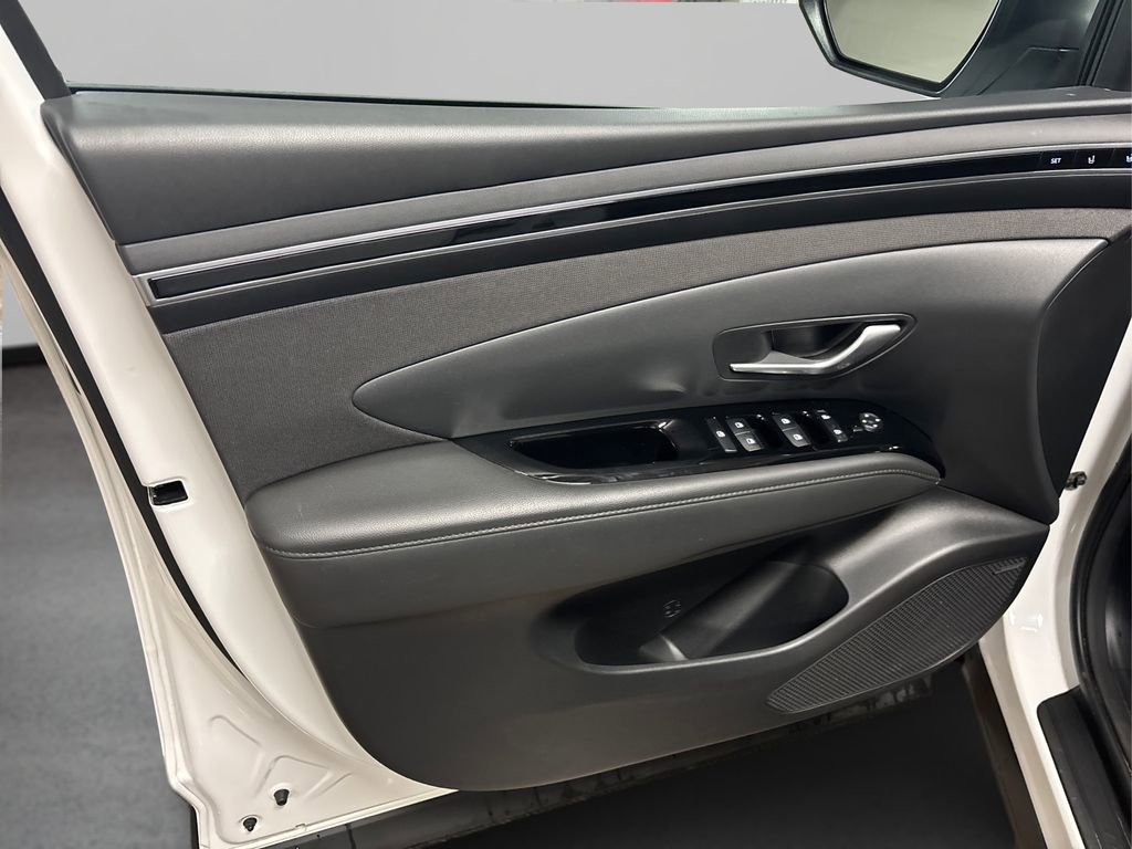 Used 2023 Hyundai Tucson Limited image 26