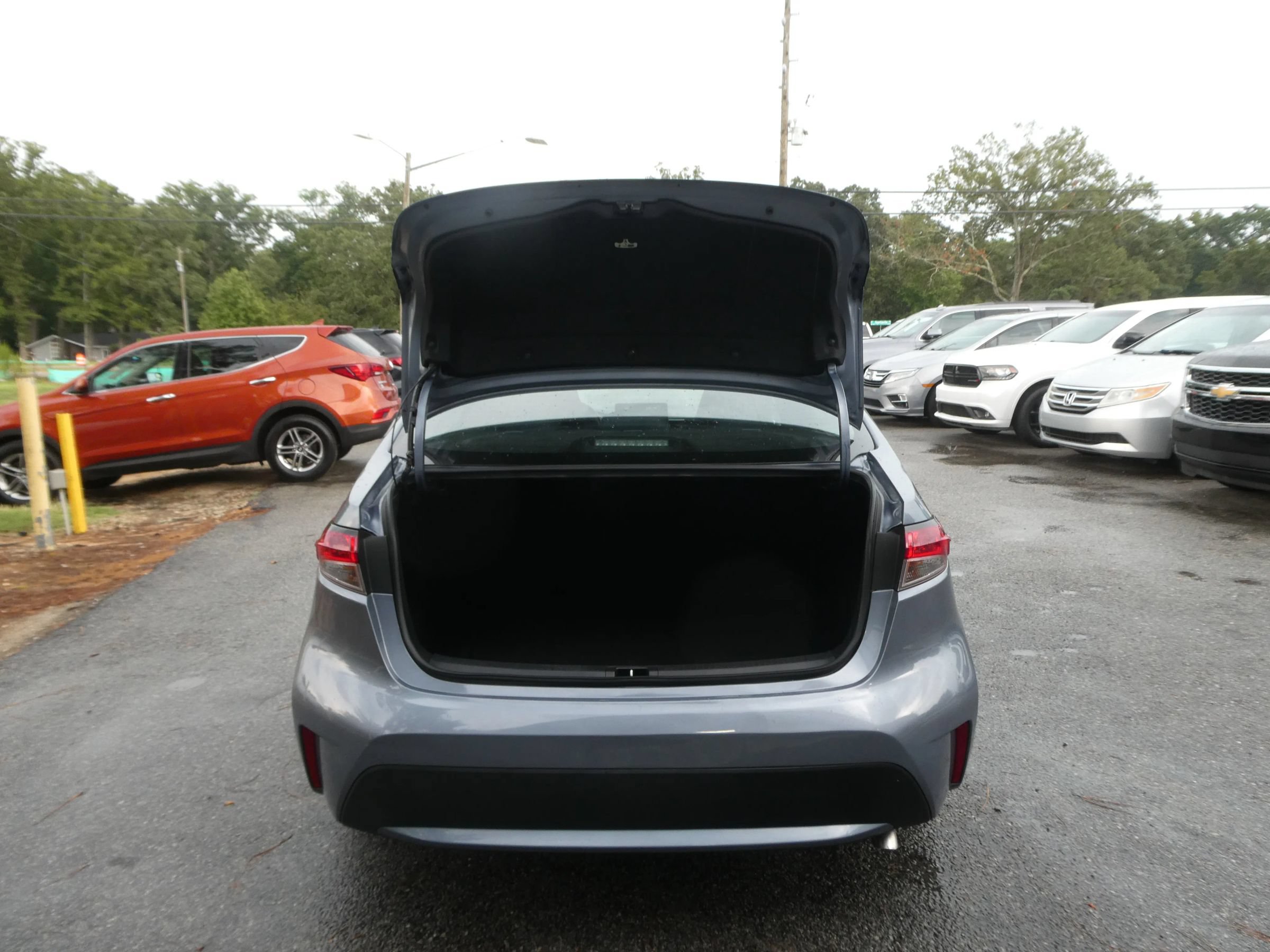Used 2022 Toyota Corolla LE FWD image 7