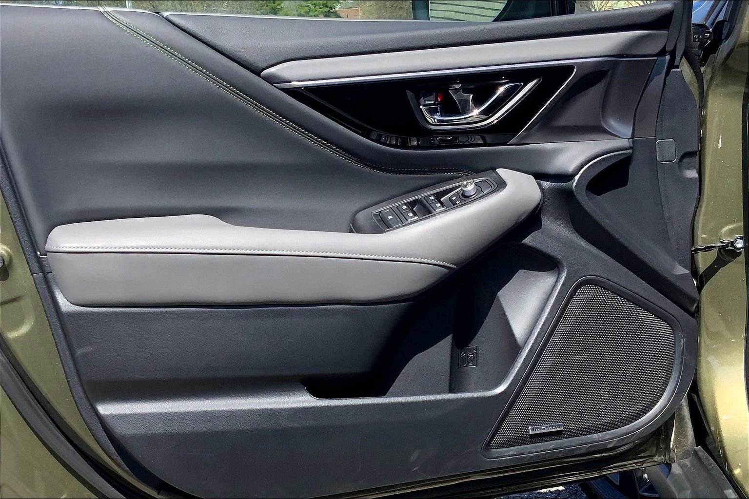 Certified 2025 Subaru Outback Onyx Edition image 22