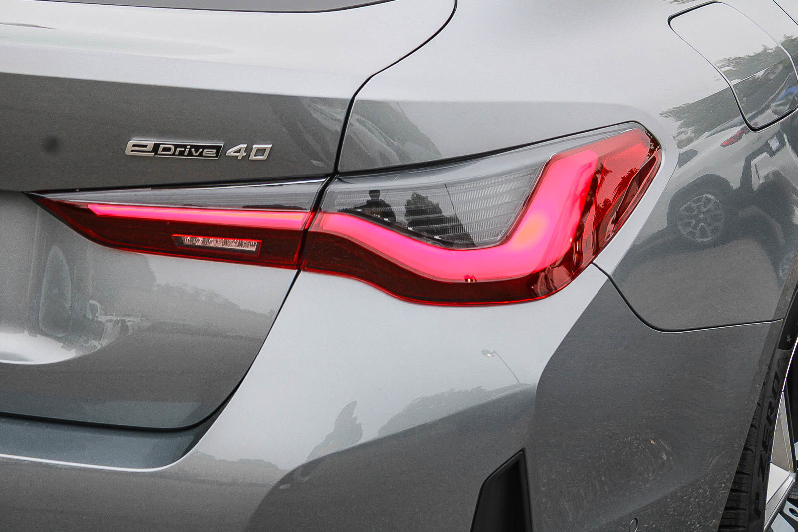 New 2026 BMW i4 eDrive40 w/ Premium Package RWD image 7