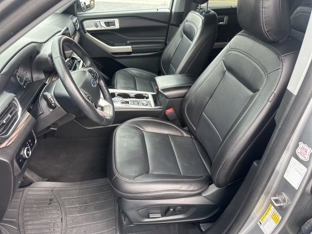 Used 2023 Ford Explorer Limited AWD/4WD image 11