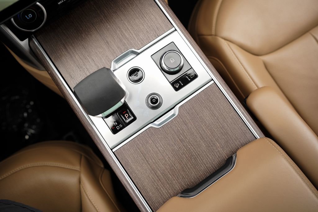 Used 2023 Land Rover Range Rover SE image 34