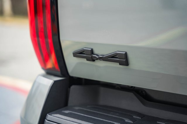 Used 2025 Toyota Tundra SR5 w/ SR5 Convenience Package image 9