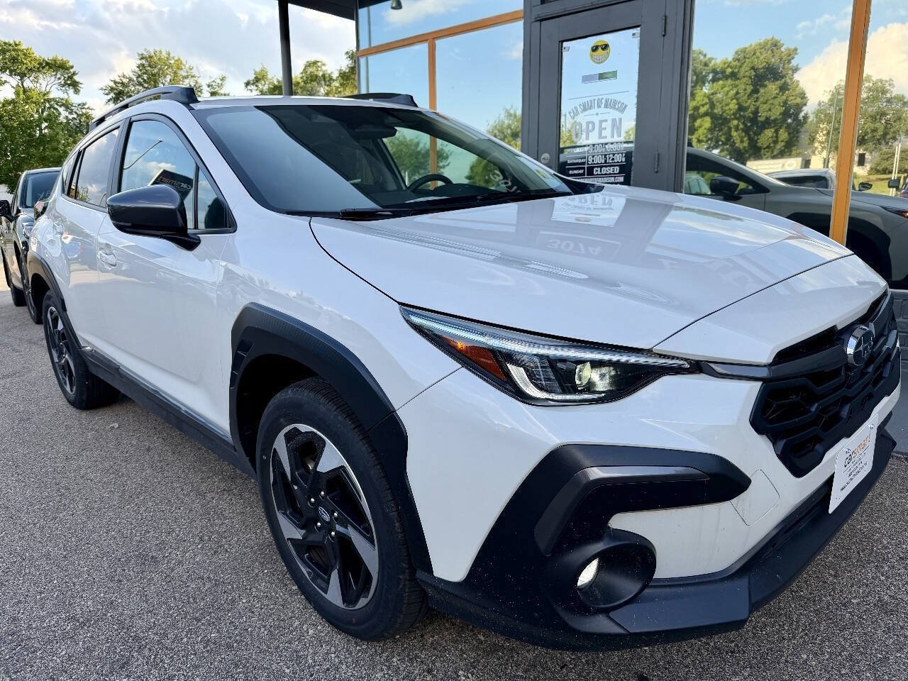 Used 2025 Subaru Crosstrek 2.5i Limited w/ Crosstrek Mirror Package AWD/4WD image 4