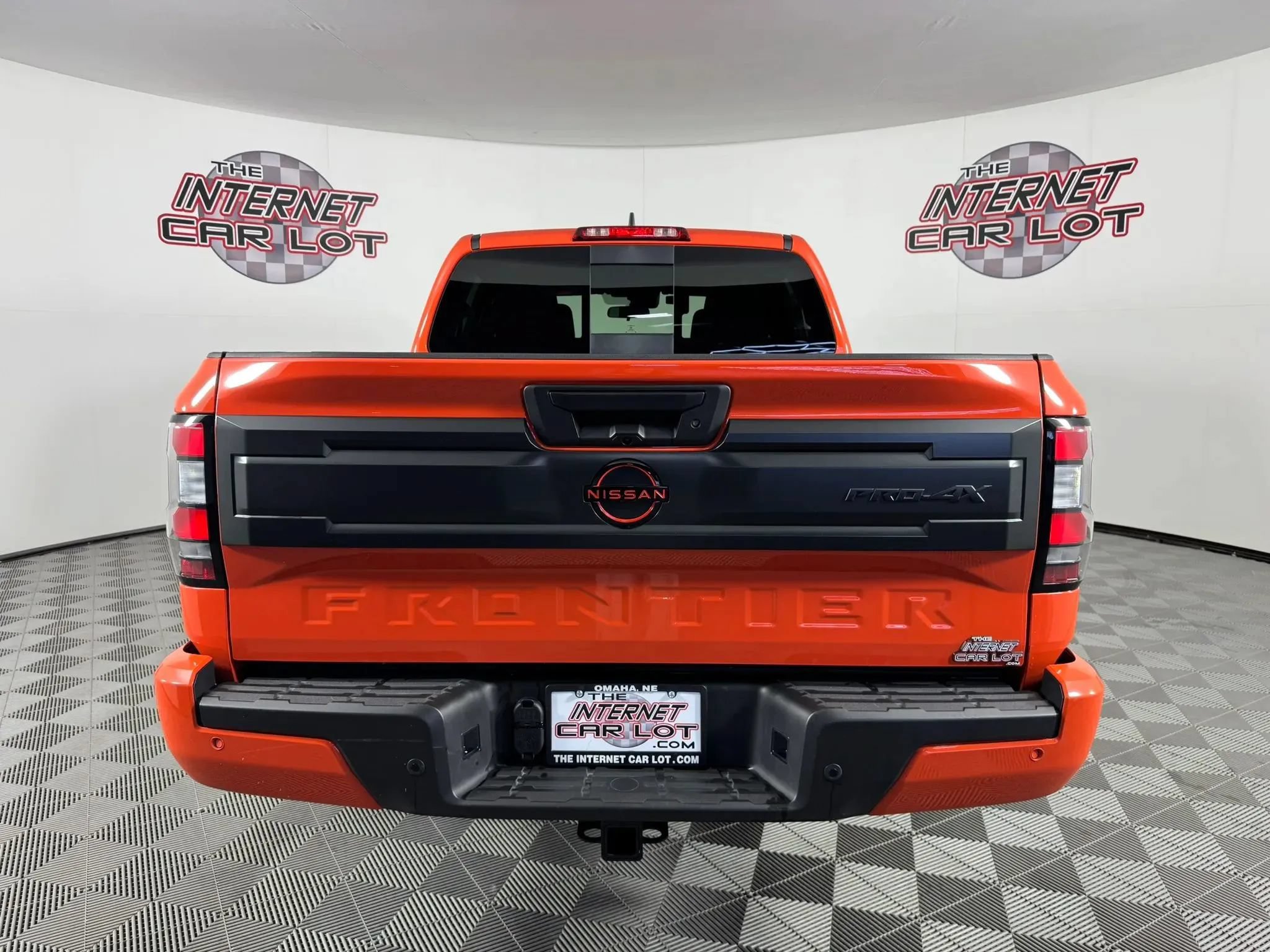 Used 2025 Nissan Frontier PRO-4X w/ Pro Convenience Package AWD/4WD image 6