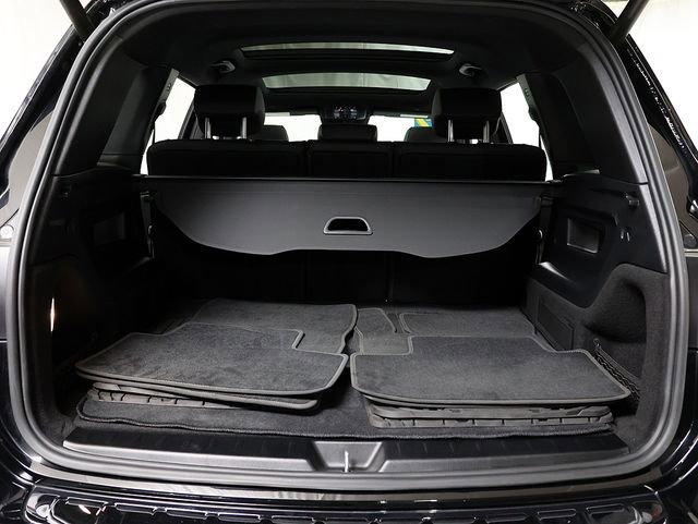 Used 2022 Mercedes-Benz GLB 250 4MATIC image 28