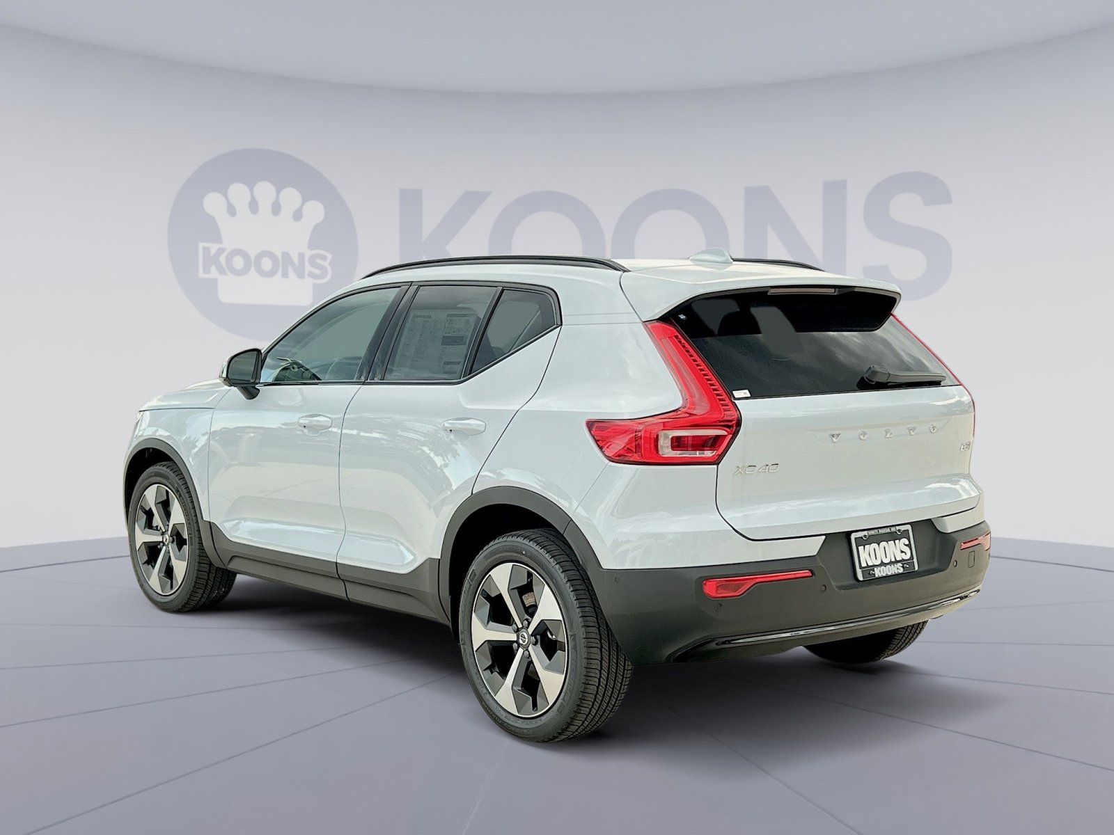 New 2026 Volvo XC40 B5 Plus w/ Protection Package Premier image 4