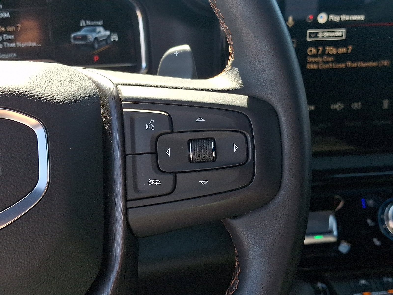 Used 2025 GMC Sierra 1500 AT4 w/ AT4 Premium Package image 23