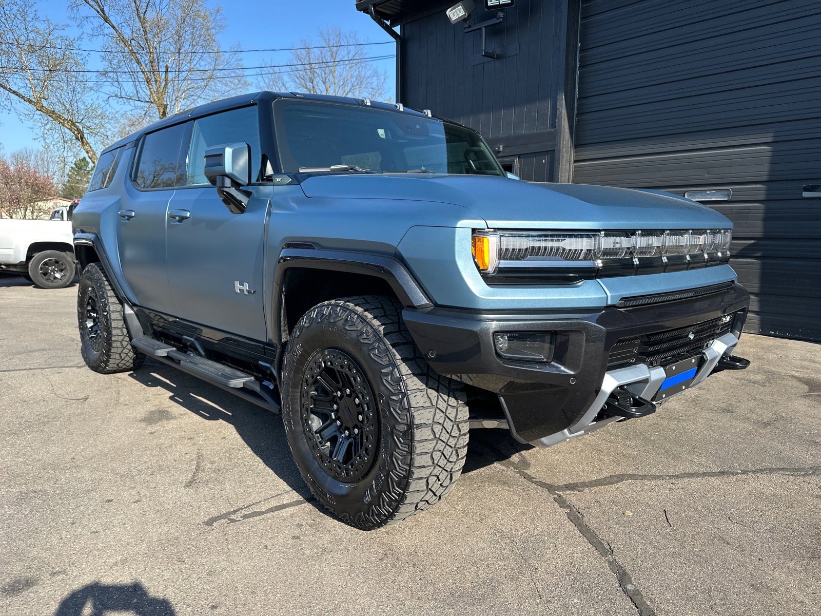 Used 2024 GMC Hummer EV 3X w/ Omega Edition AWD/4WD image 1