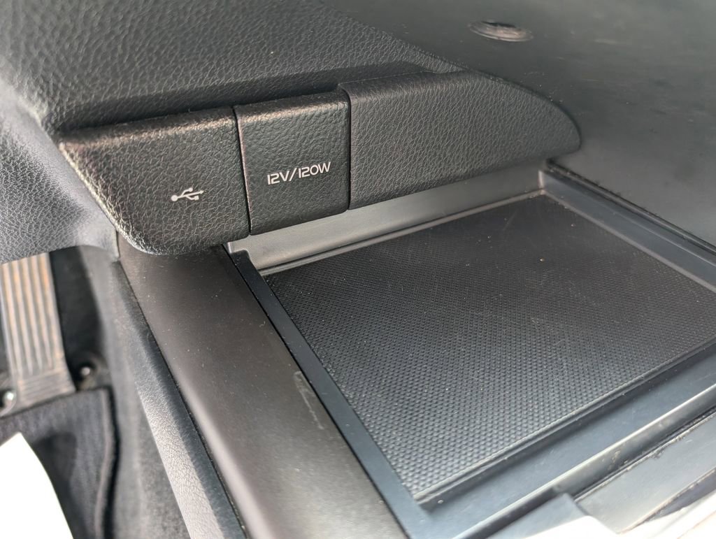 Used 2023 Toyota Camry SE w/ Convenience Package image 16