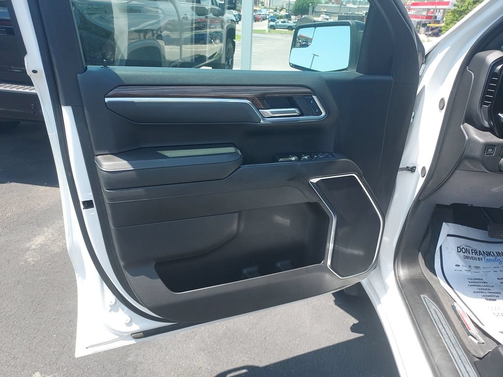Used 2025 Chevrolet Silverado 1500 RST AWD/4WD image 11