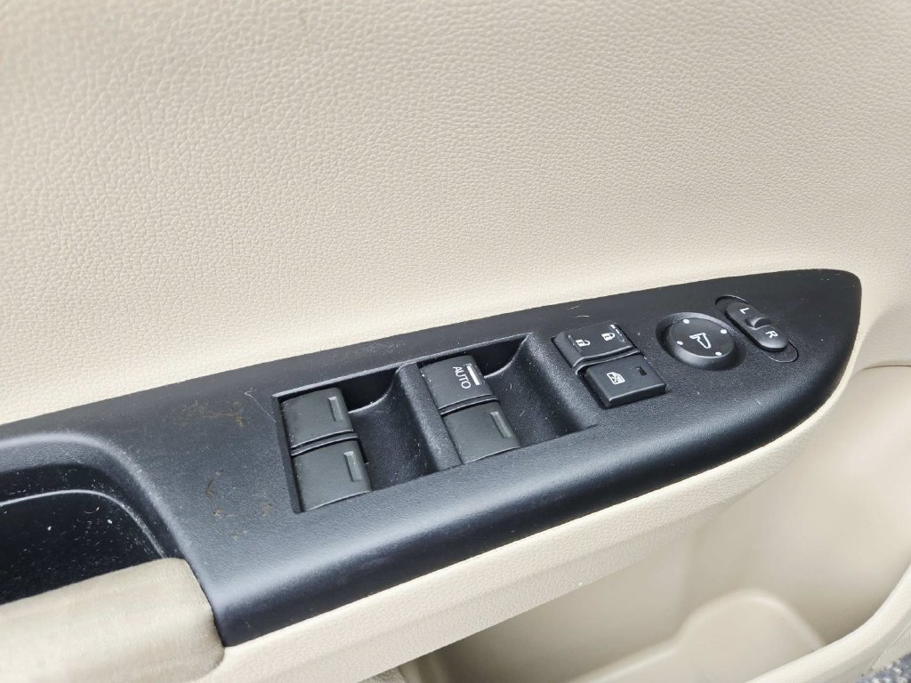 Used 2014 Honda Accord LX image 33