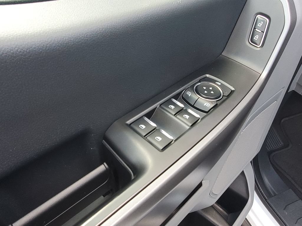 Used 2025 Ford F250 XLT AWD/4WD image 28