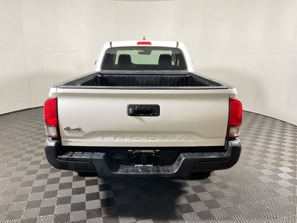 Used 2019 Toyota Tacoma SR image 11