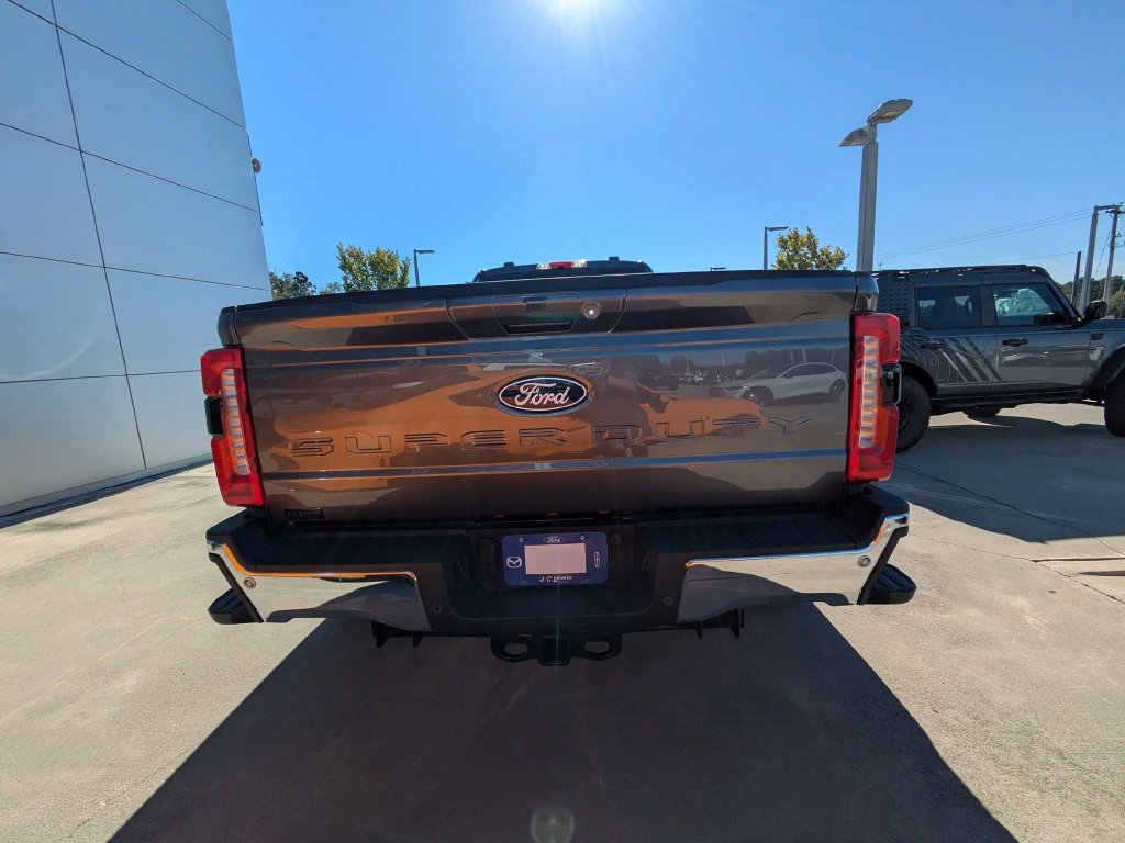New 2027 Ford F350 Lariat w/ Lariat Ultimate Package AWD/4WD image 5