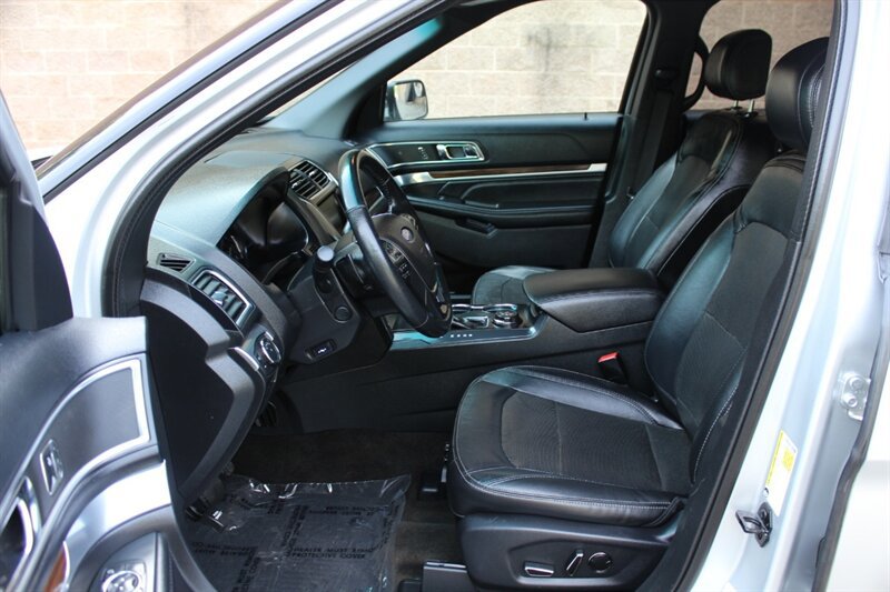 Used 2016 Ford Explorer Limited AWD/4WD image 10