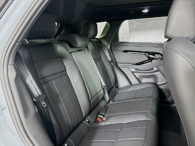 Used 2026 Land Rover Range Rover Evoque S AWD/4WD image 25