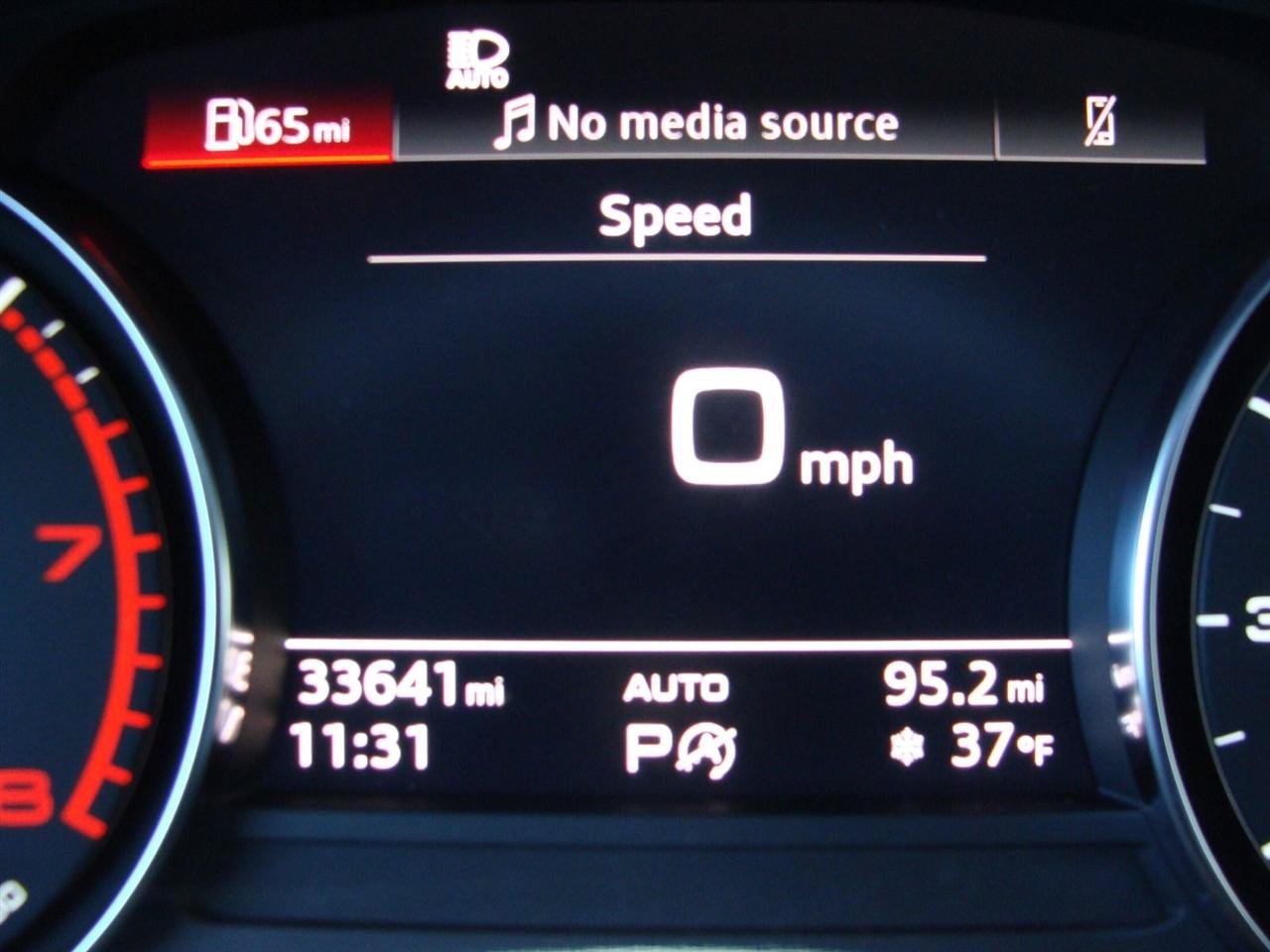 Used 2023 Audi A4 2.0T Premium w/ Convenience Package AWD/4WD image 14
