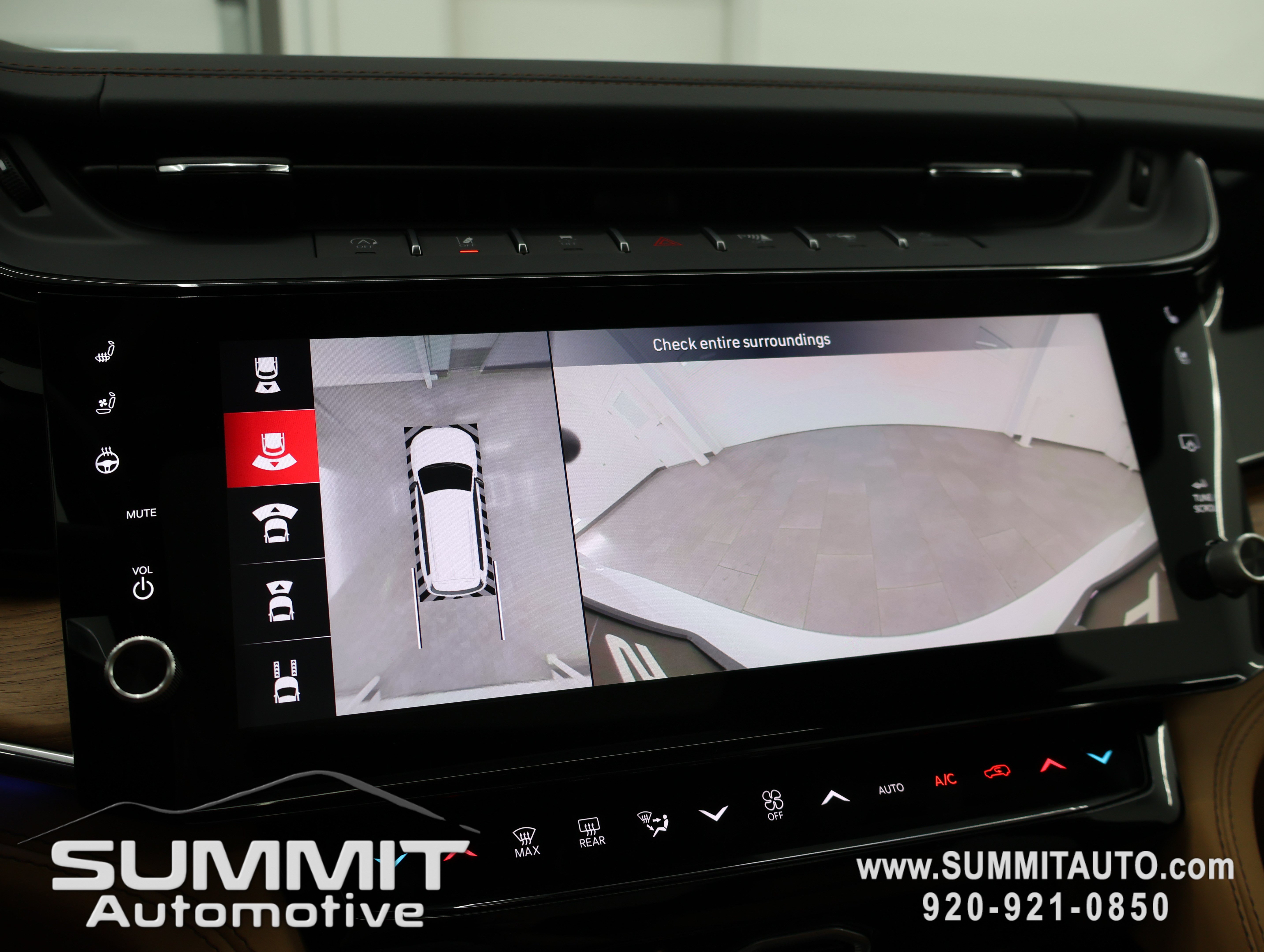 New 2026 Jeep Grand Cherokee L Summit w/ Obsidian Package AWD/4WD image 18