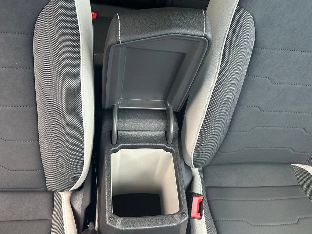 New 2026 Volkswagen Taos SE FWD image 37