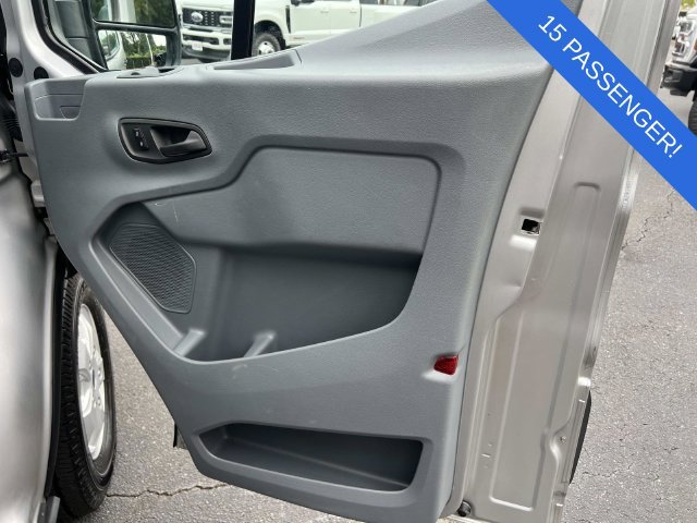 Used 2017 Ford Transit 350 XLT RWD image 26