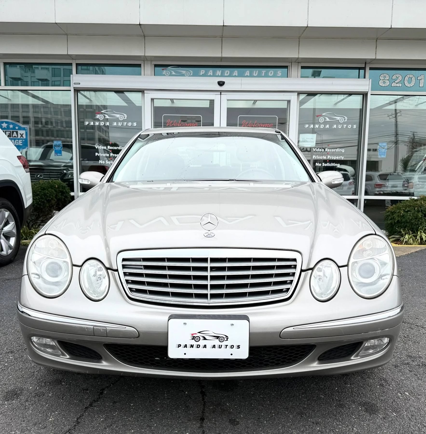 Used 2004 Mercedes-Benz E 320 Sedan image 2