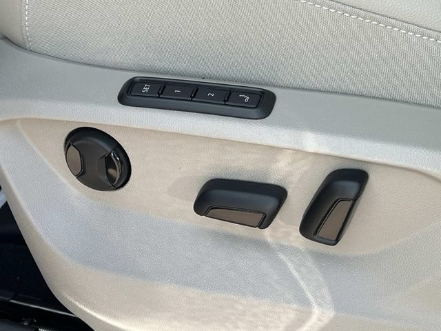 New 2026 Volkswagen Atlas SEL Premium R-Line AWD/4WD image 15
