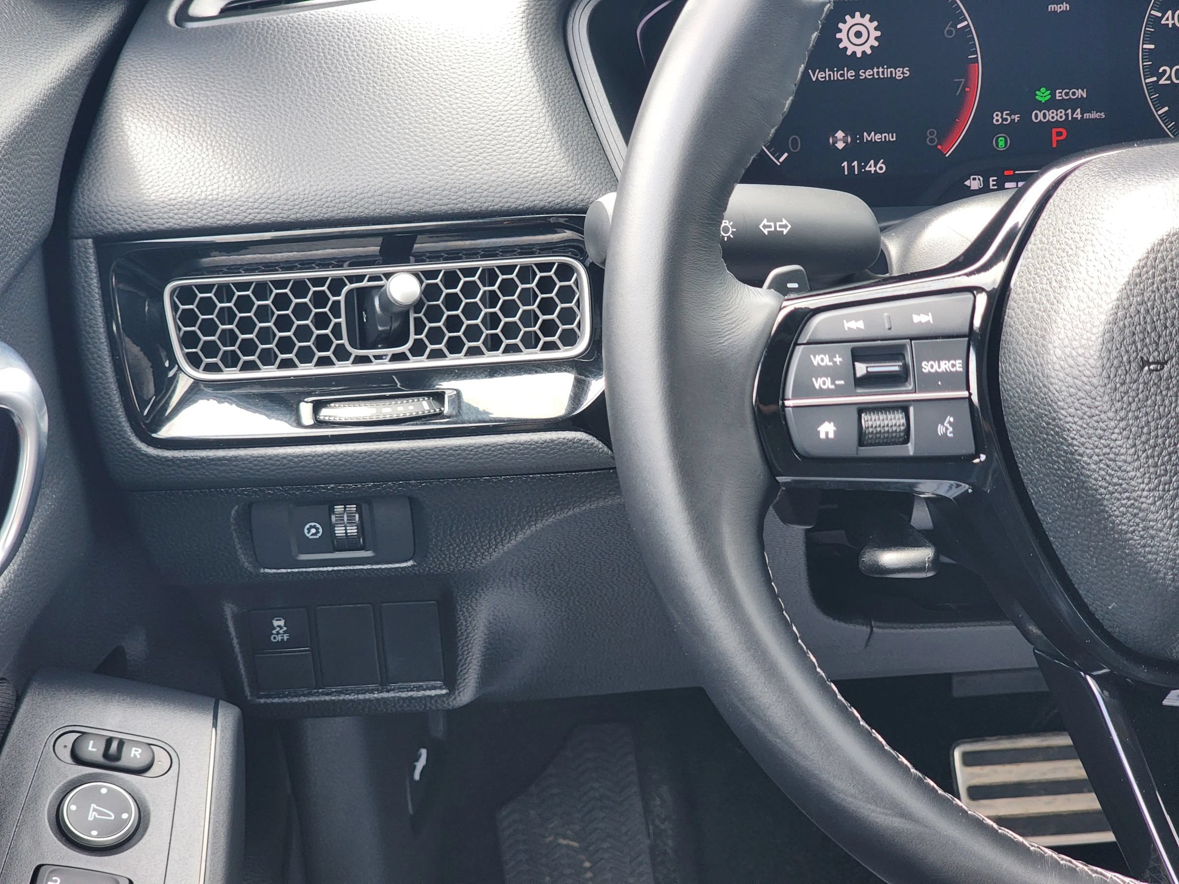 Used 2025 Honda Civic Sport image 12