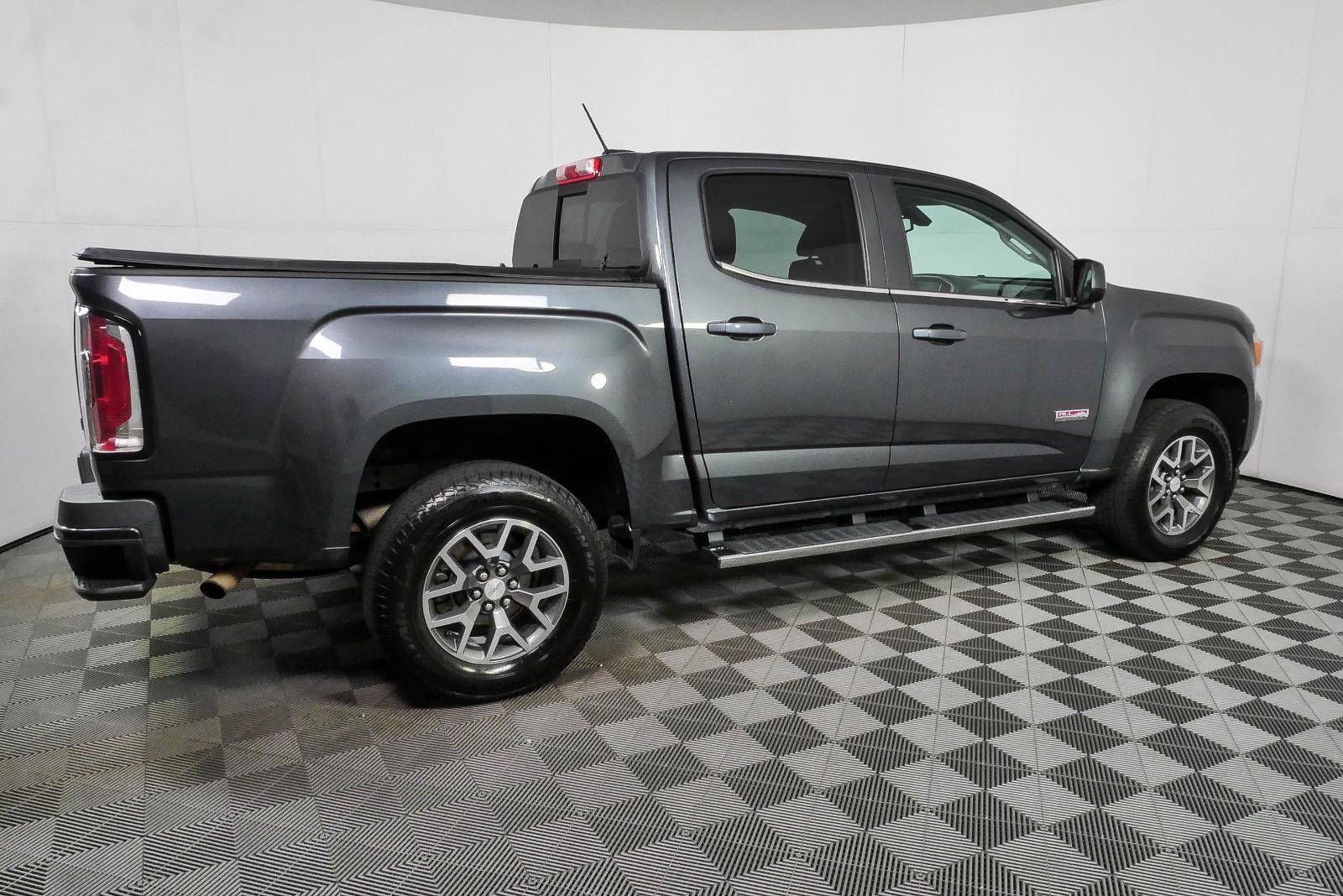 Used 2016 GMC Canyon SLE w/ All Terrain Package AWD/4WD image 2