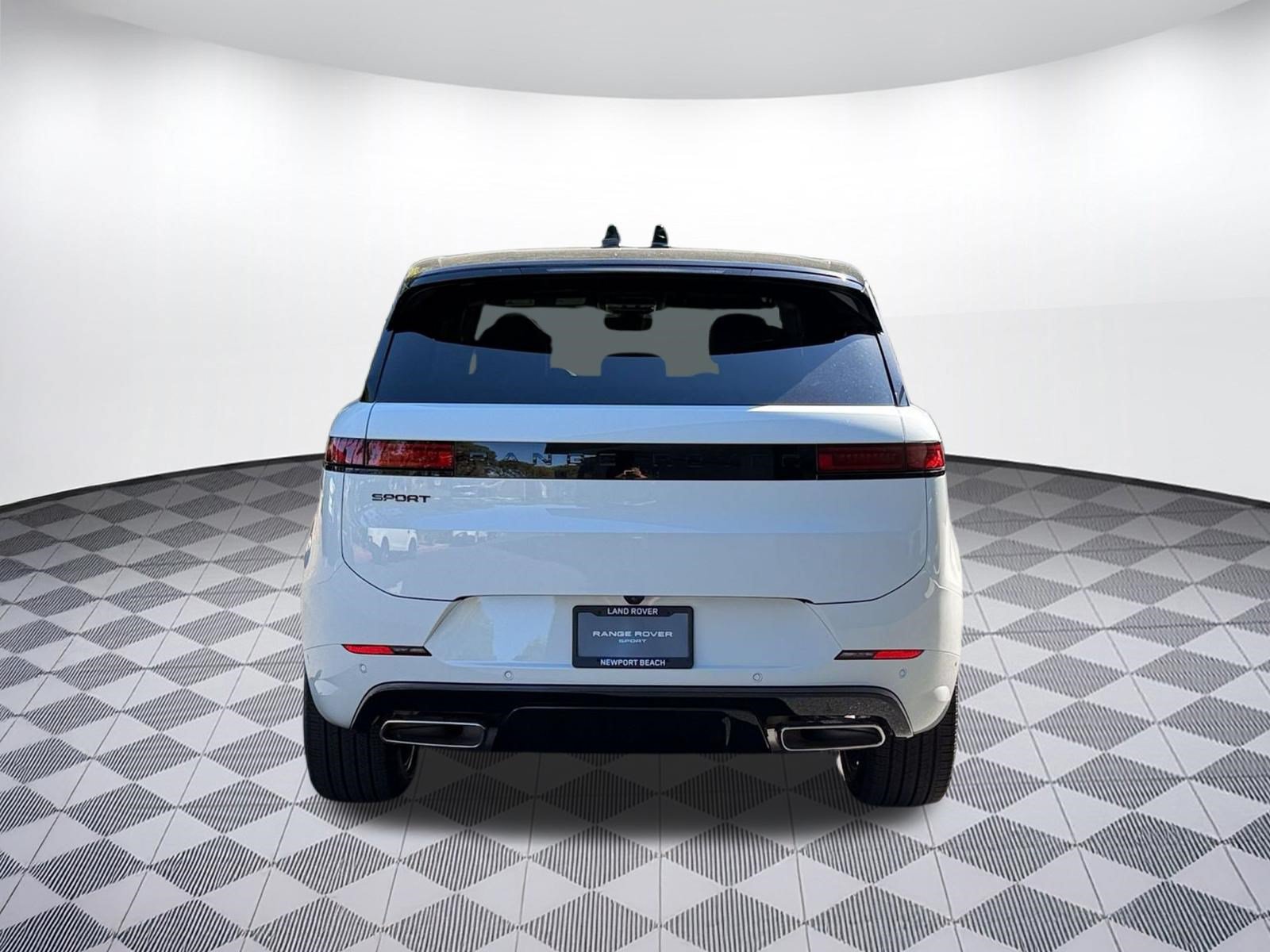 New 2026 Land Rover Range Rover Sport Dynamic SE AWD/4WD image 10