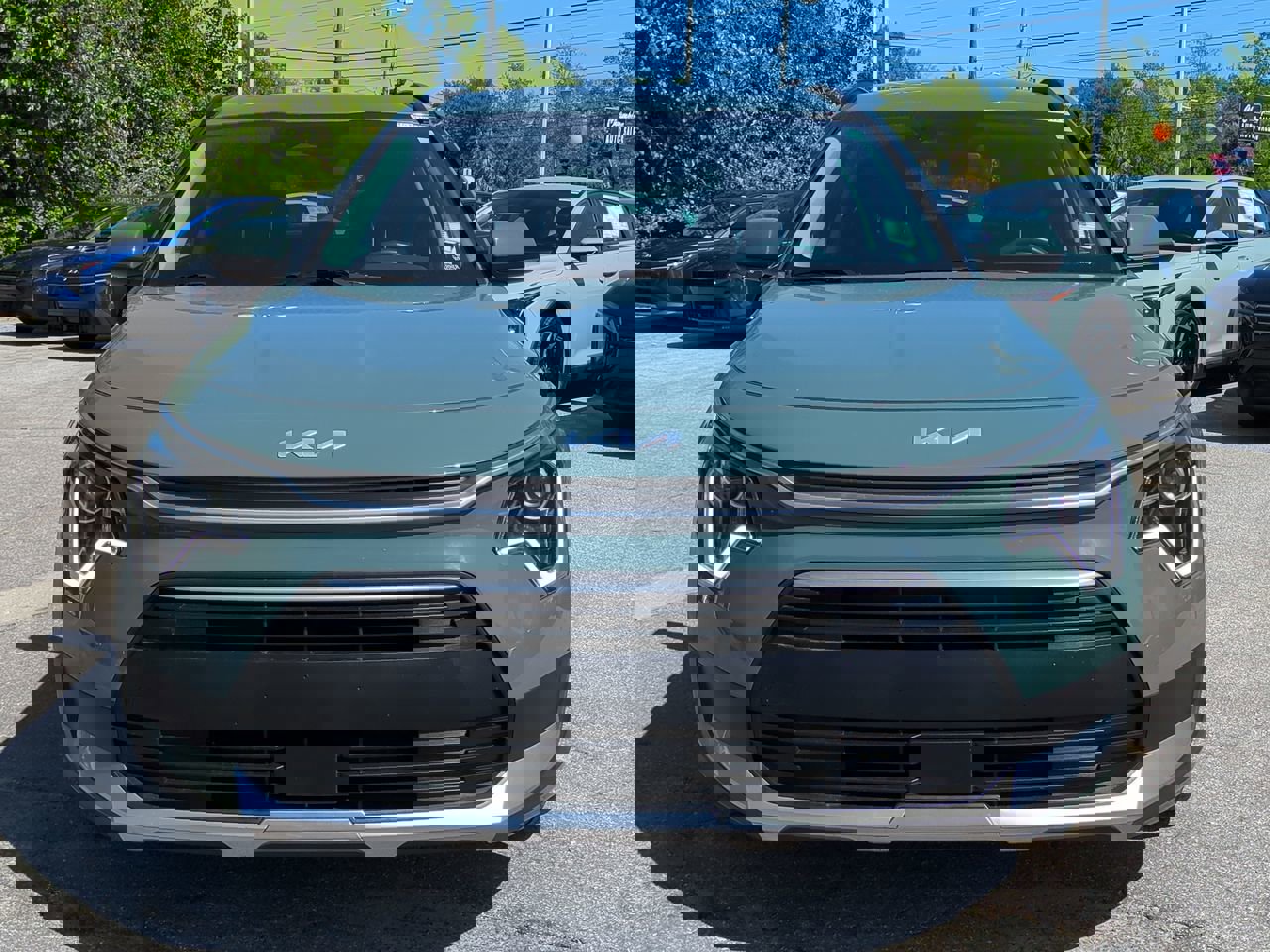 Certified 2024 Kia Niro EX image 9