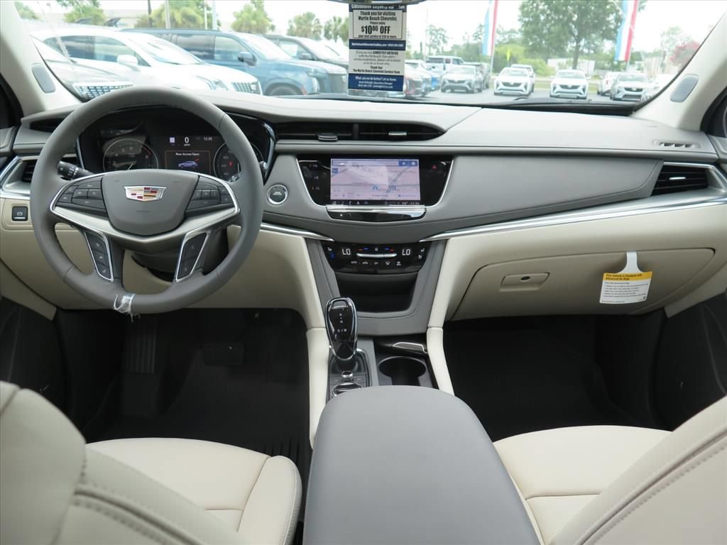 New 2026 Cadillac XT5 Premium Luxury w/ Driver Assist Package FWD image 23