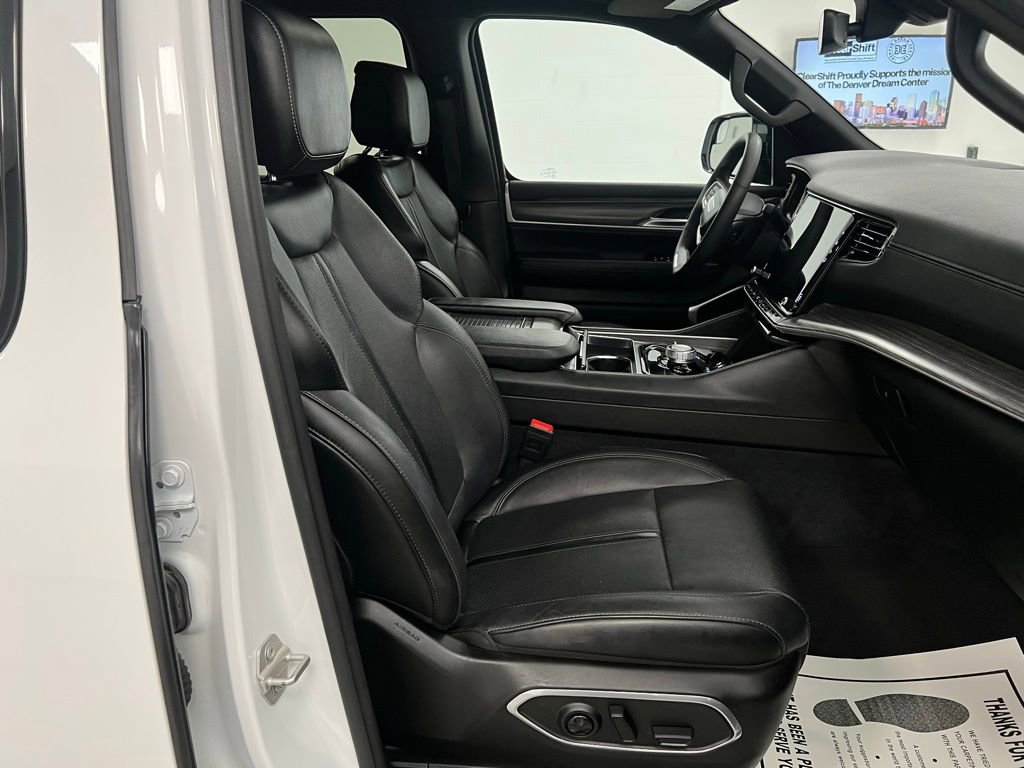 Used 2024 Jeep Wagoneer L Series II w/ Premium Group I image 64