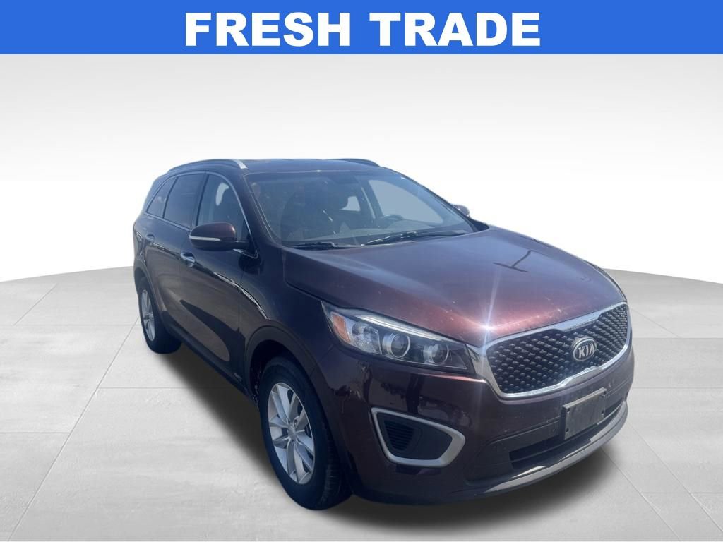 Used 2016 Kia Sorento AWD w/ LX Convenience Package image 1